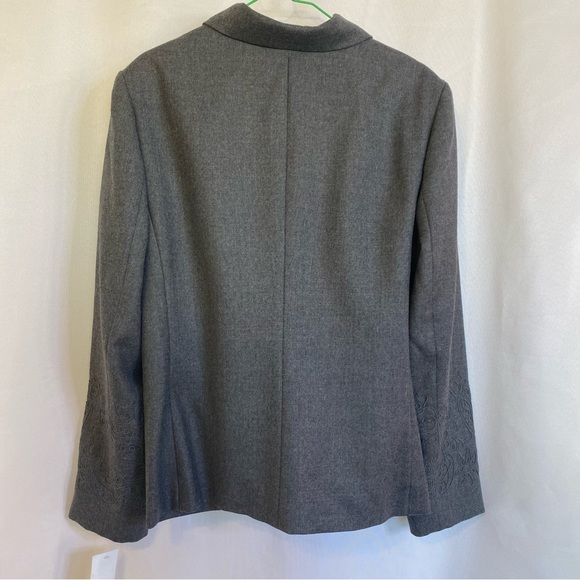 Pendleton NWT Gray Embroidered Wool Jacket Size 16 - Picture 6 of 11